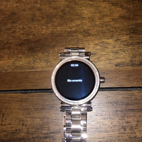 Michael Kors smartwatch. Sophie edition.